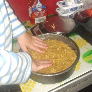 Biscuit base of cheesecake