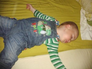 co-sleeping toddler