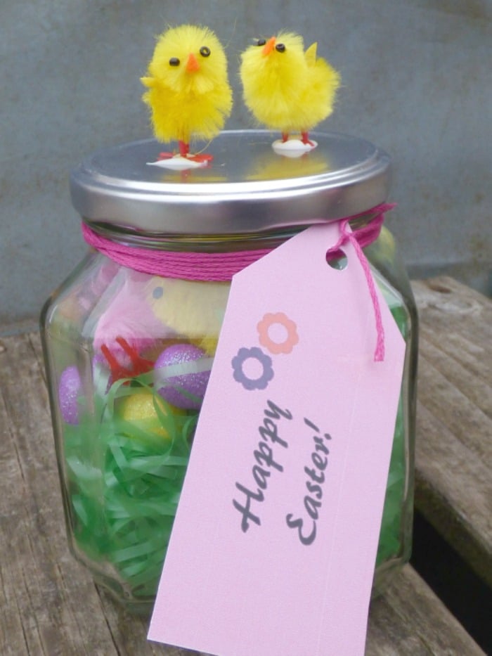 kids play Easter jar