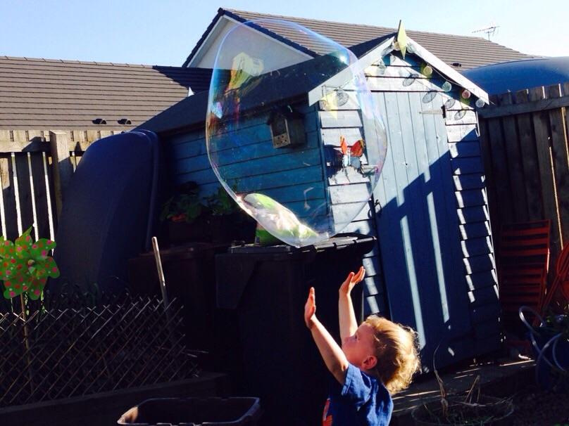 DIY giant bubble mix wands