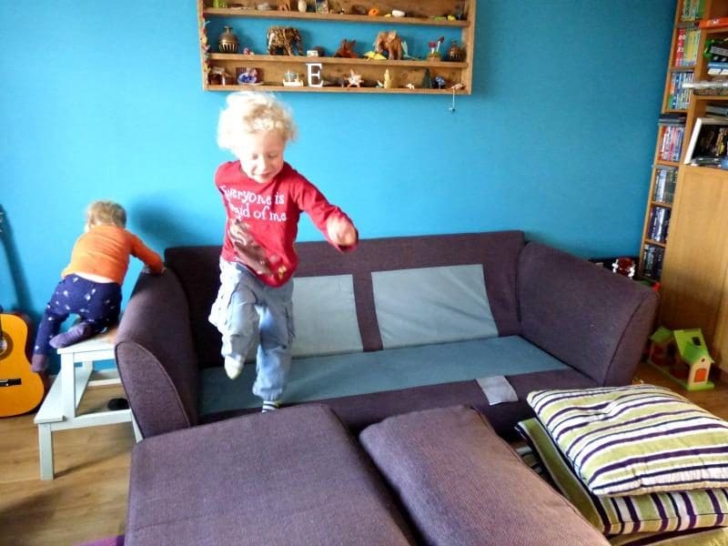 Halloween sofa den