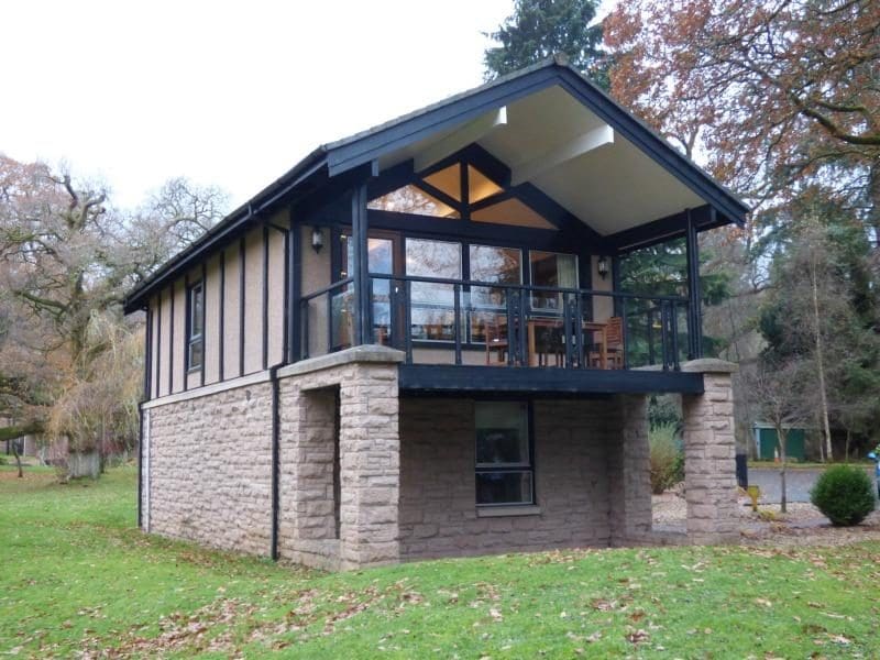 Cameron Lodges lodge
