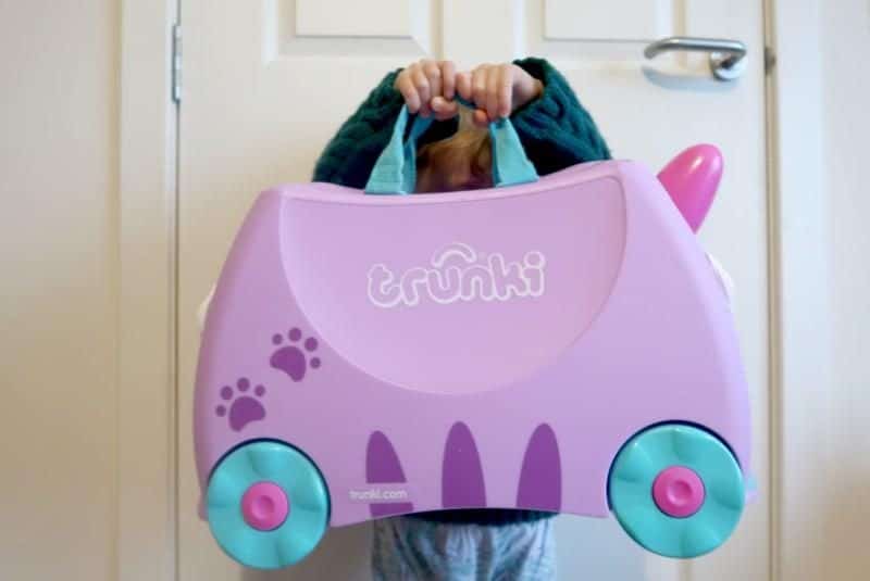 cassie cat trunki