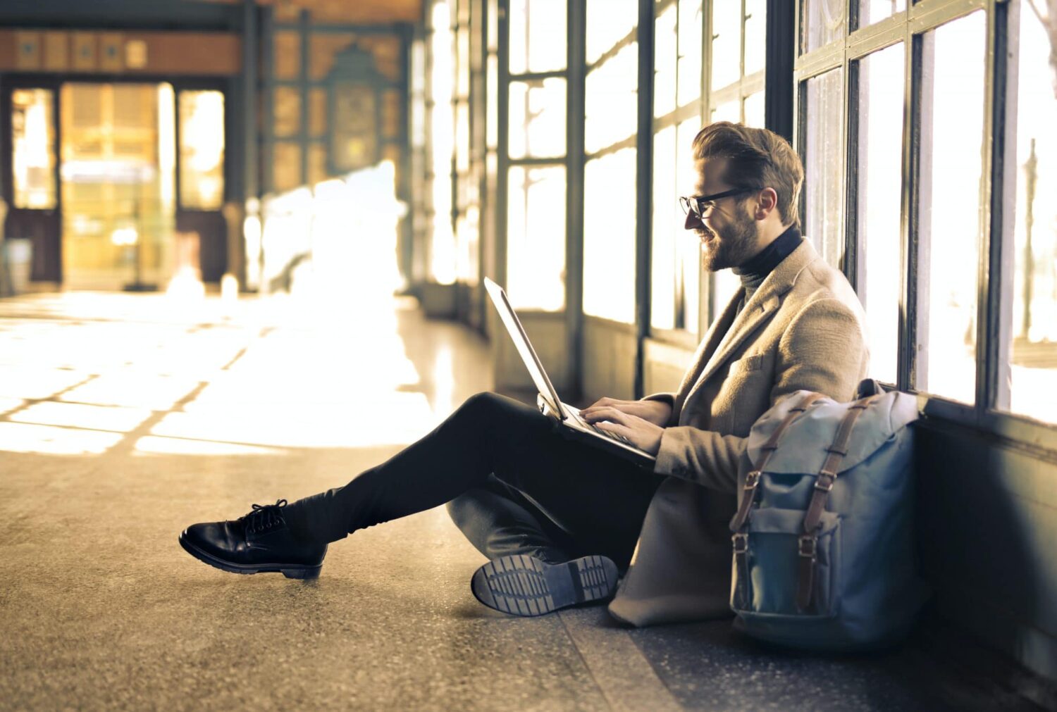 working online in airport