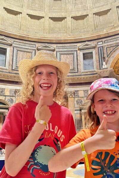 Children inside the Pantheon Rome
