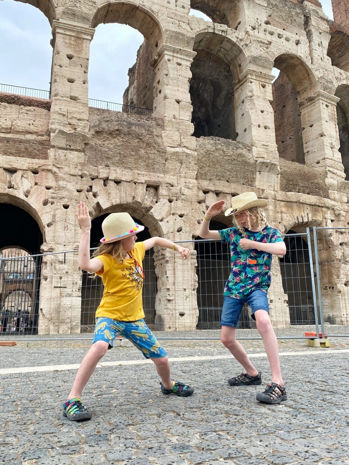 Children outside the colosseum