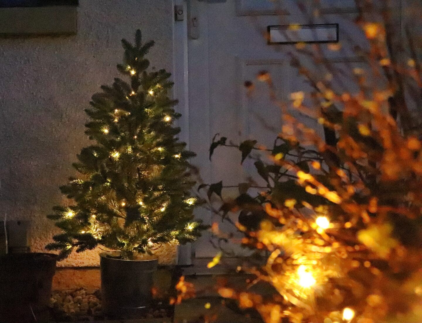 Pre-lit battery powered Christmas tree
