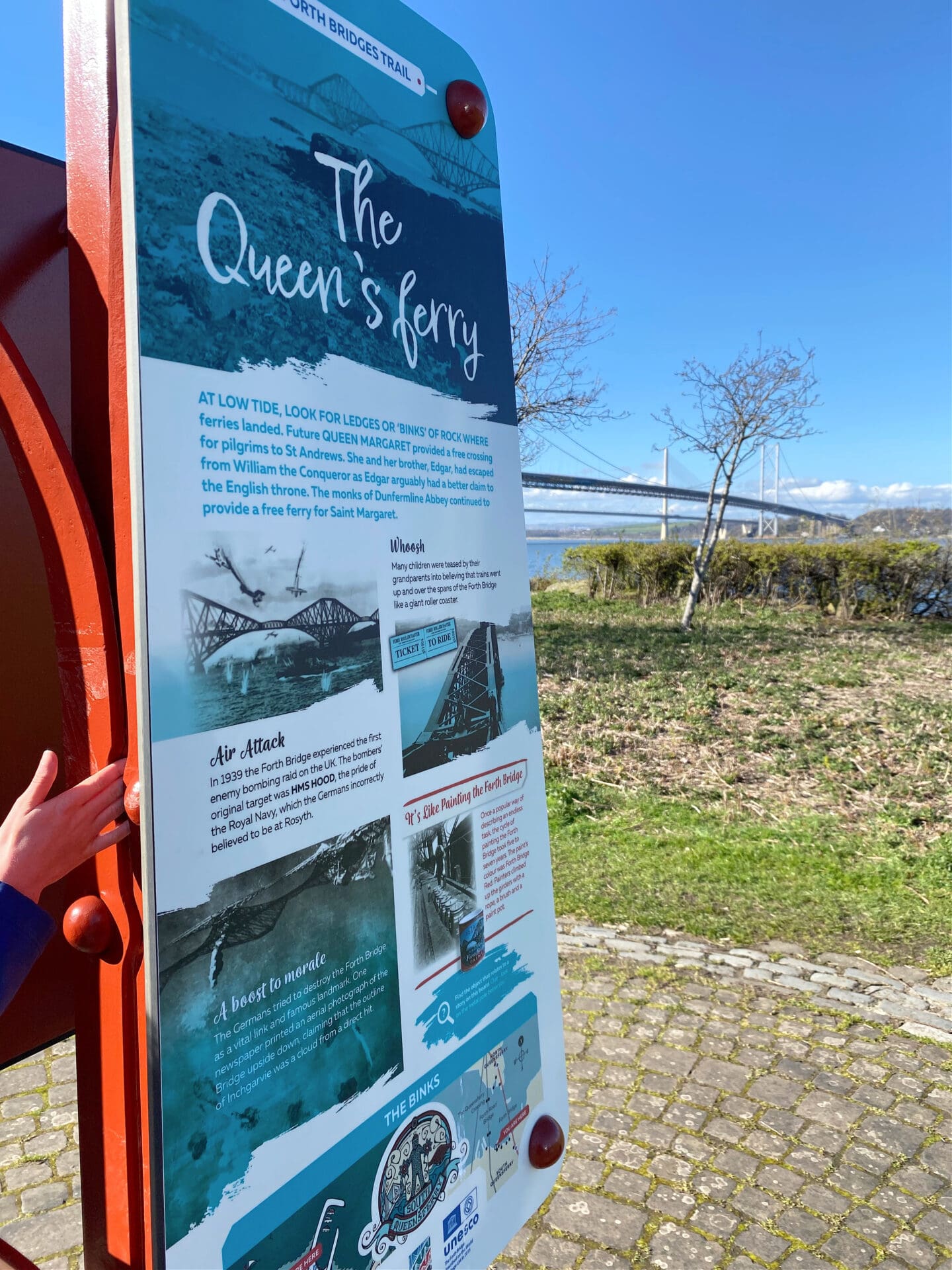 Queensferry sign Forth rail bridge