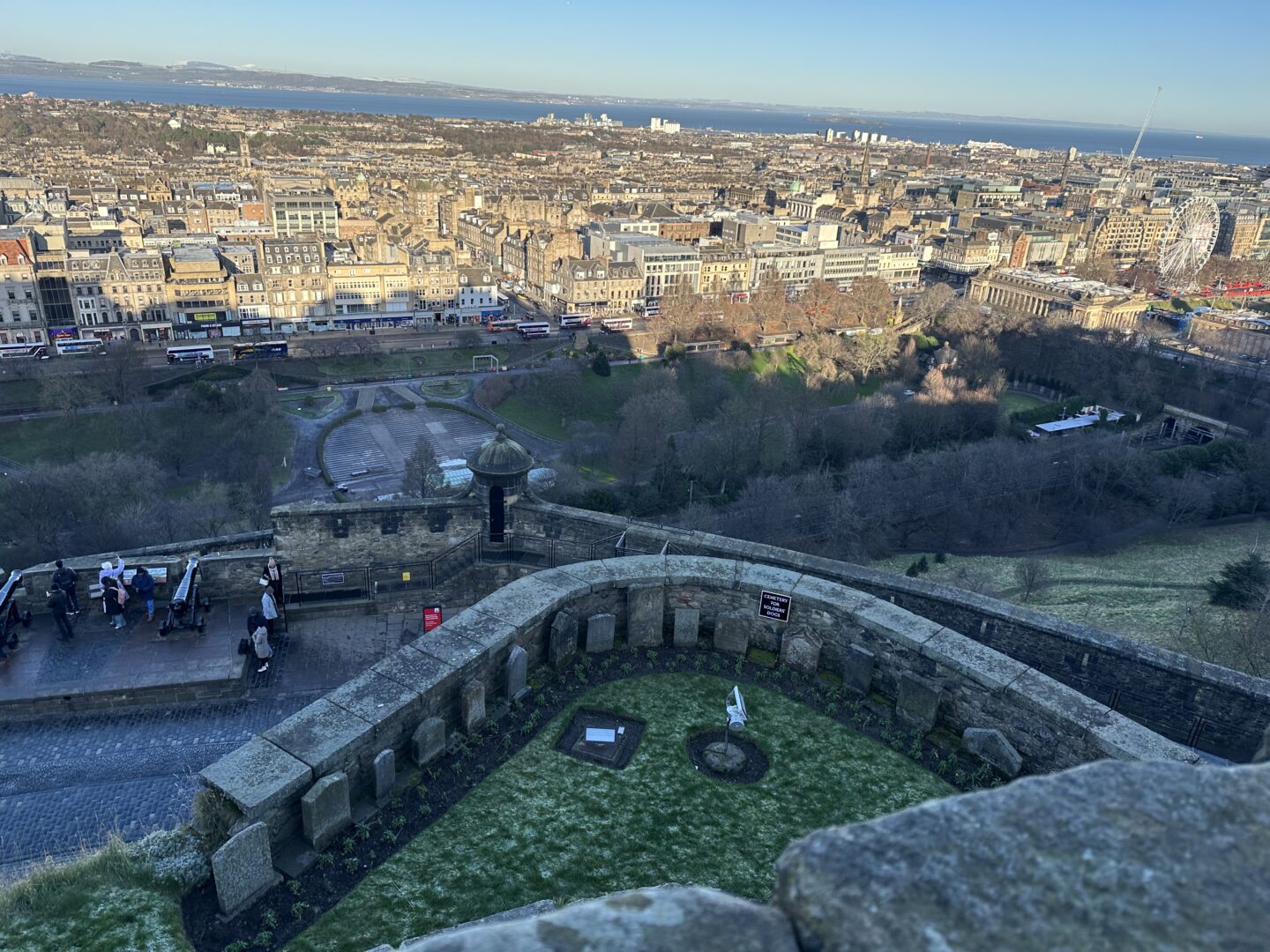 Edinburgh castle dog graves